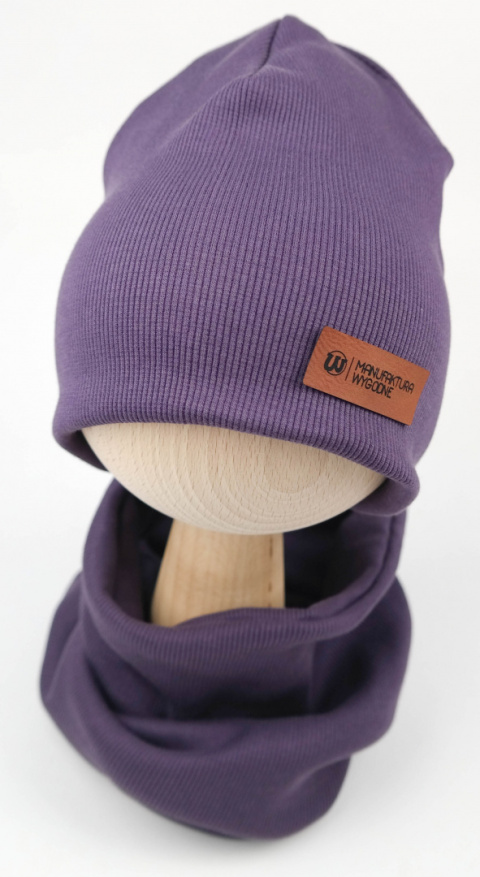 Czapka beanie z prążka z kominem - różne kolory Czapka beanie z prążka z kominem - różne kolory