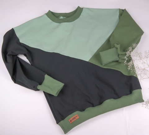 Bluza oversize trójkolorowa rozmiar 128