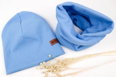 Czapka beanie z prążka z kominem - baby blue Czapka beanie z prążka z kominem - baby blue