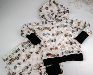 Dres welurowy dla chłopca: Wyścigówki