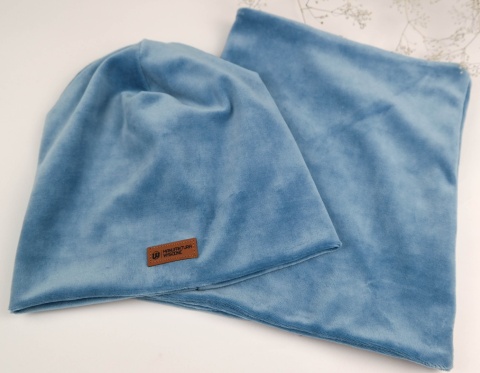 Welurowa czapka z kominem: różne kolory